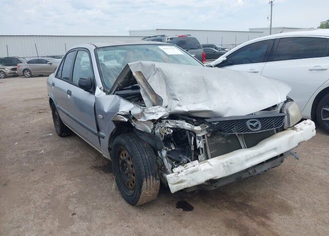 2002 MAZDA Protege