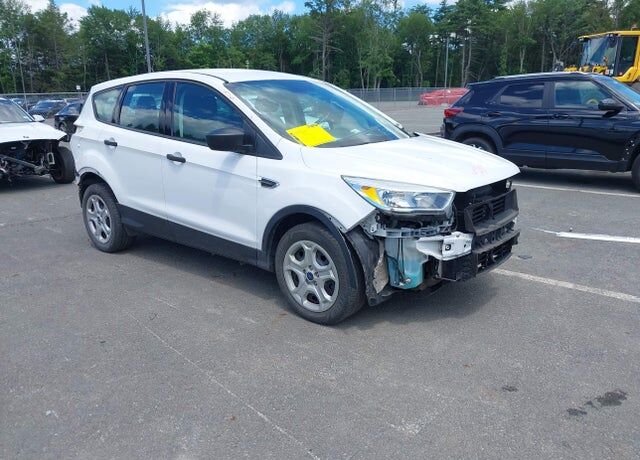 2017 FORD Escape