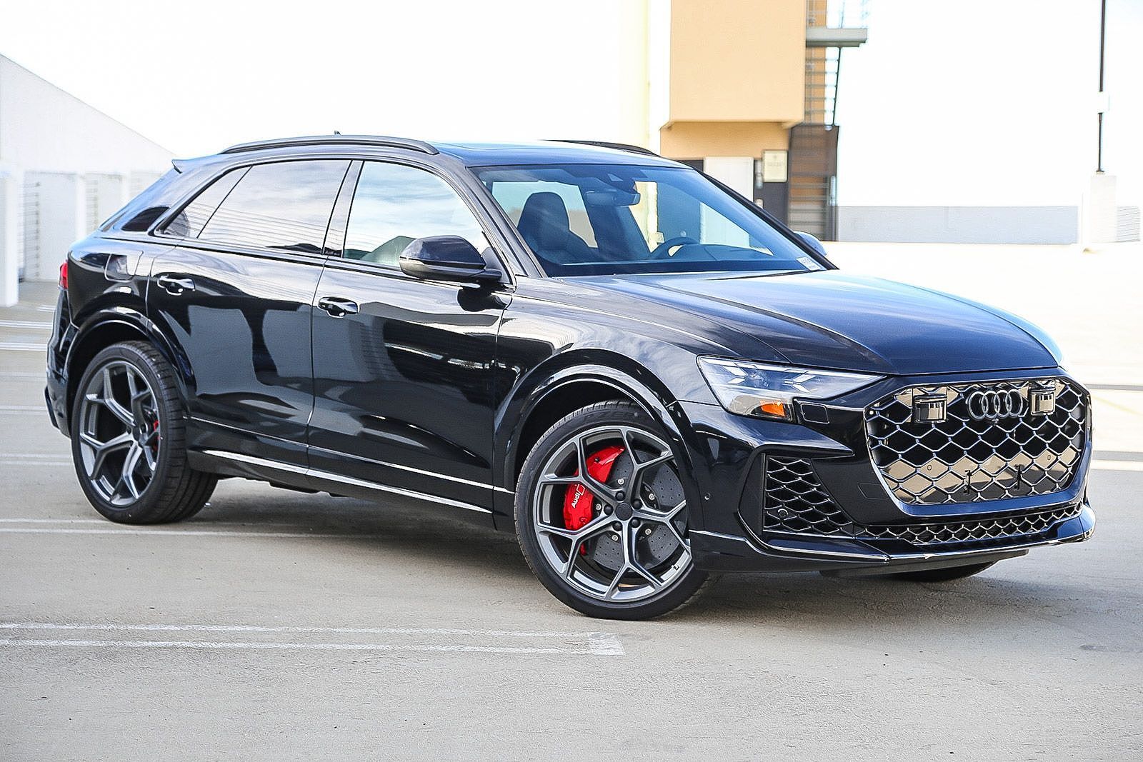 2026 AUDI RS Q8