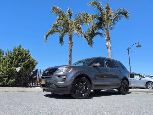 2019 FORD Explorer
