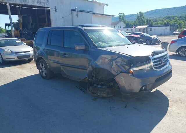2014 HONDA Pilot