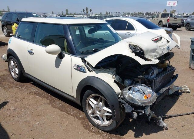 2010 MINI Cooper
