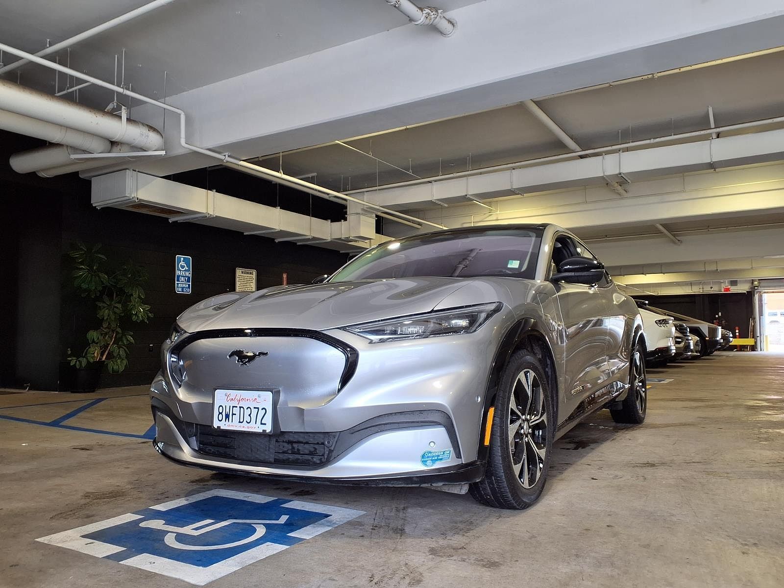 2021 FORD Mach-E