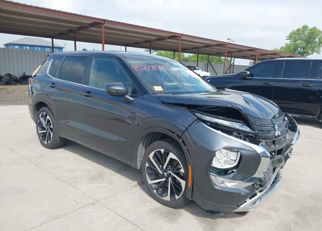 2024 MITSUBISHI Outlander