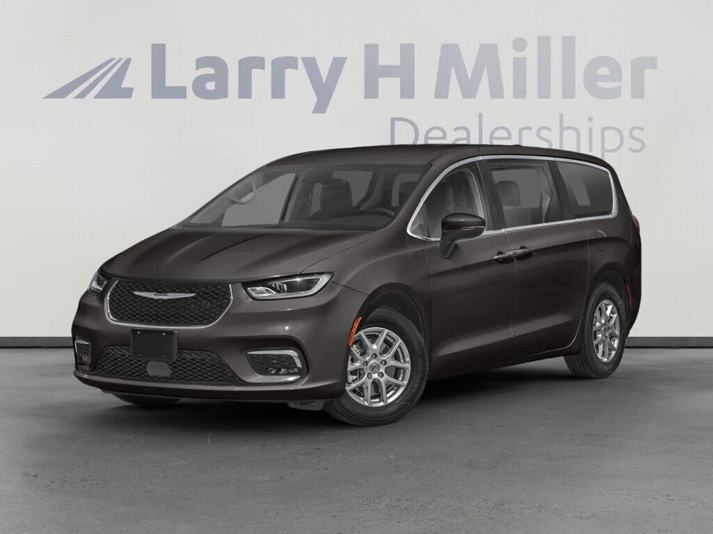 2023 CHRYSLER Pacifica