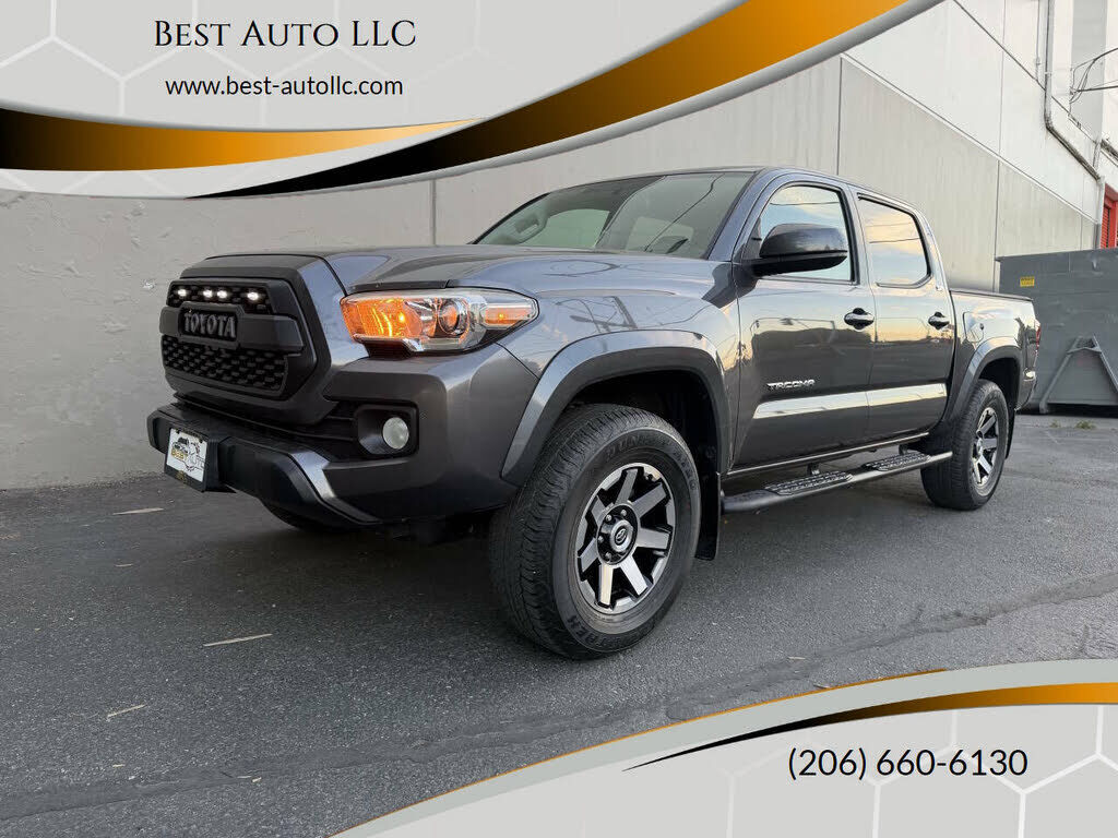 2017 TOYOTA Tacoma