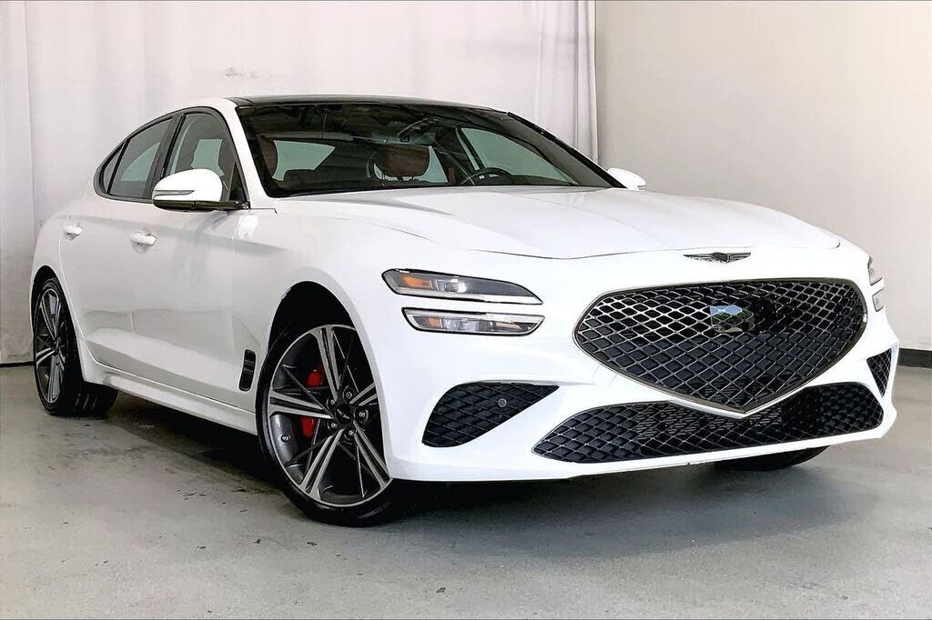 2025 GENESIS G70