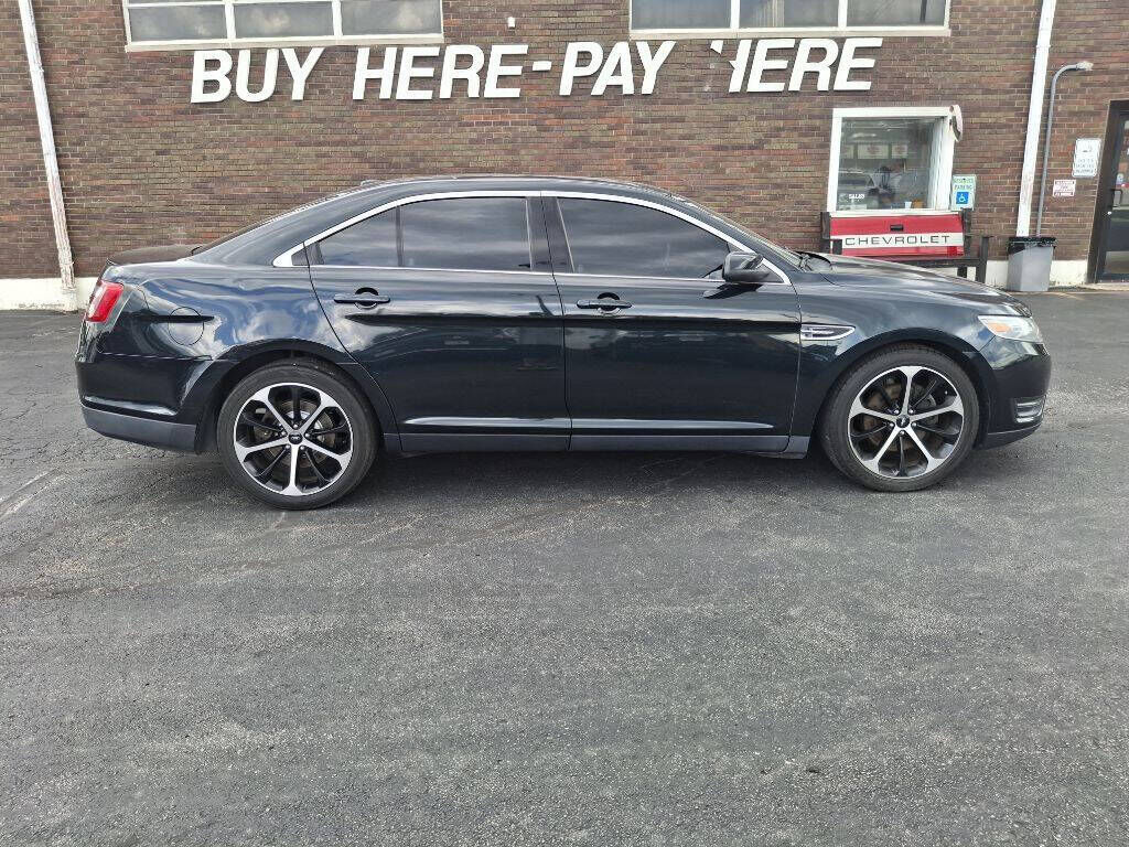 2014 FORD Taurus