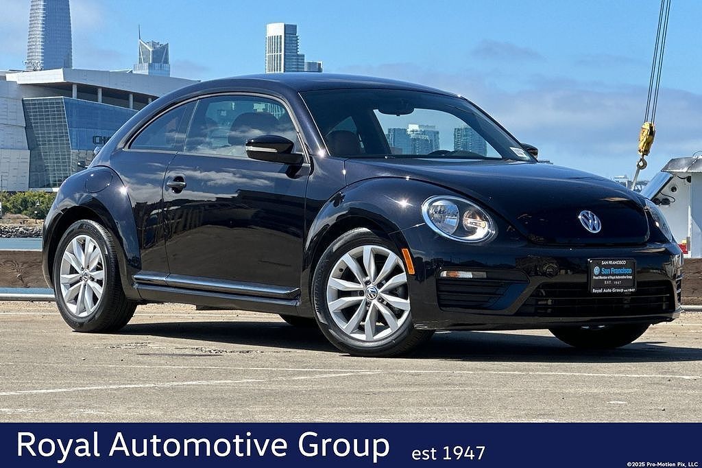 2017 VOLKSWAGEN Beetle