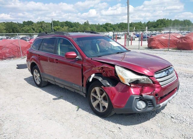 2014 SUBARU Outback