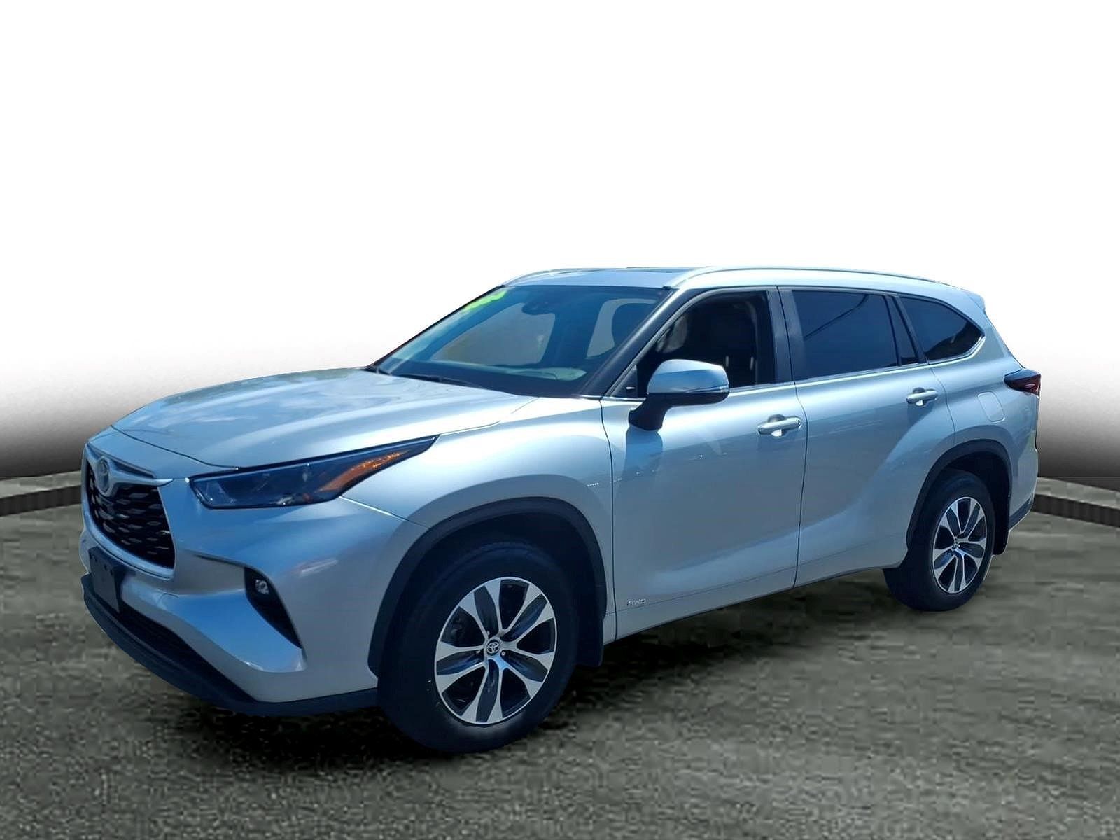 2024 TOYOTA Highlander