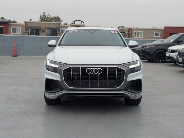2023 Audi Q8