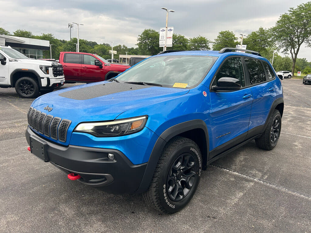 2022 JEEP Cherokee