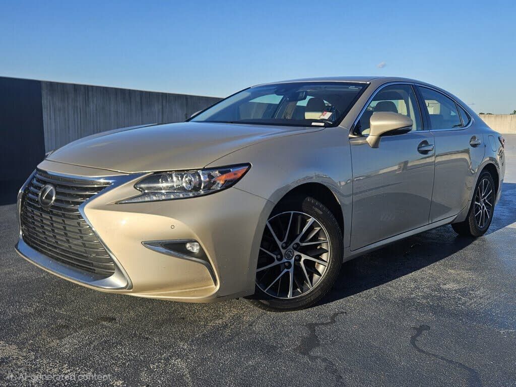 2016 LEXUS ES