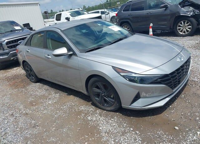 2021 HYUNDAI Elantra
