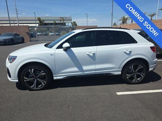2023 Audi Q3