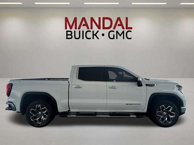 2023 GMC Sierra