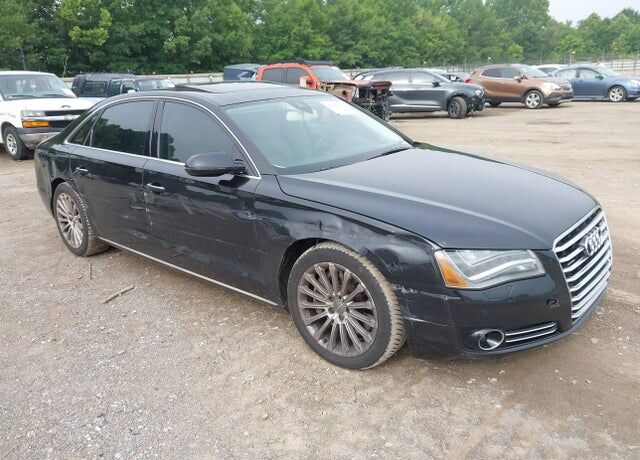 2013 AUDI A8