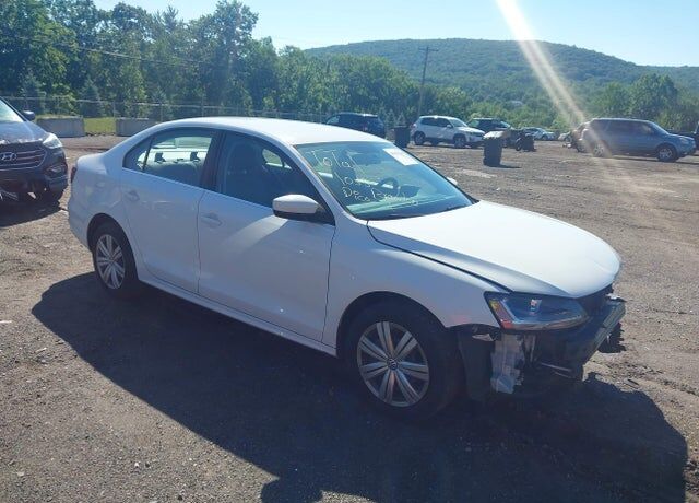 2017 VOLKSWAGEN Jetta