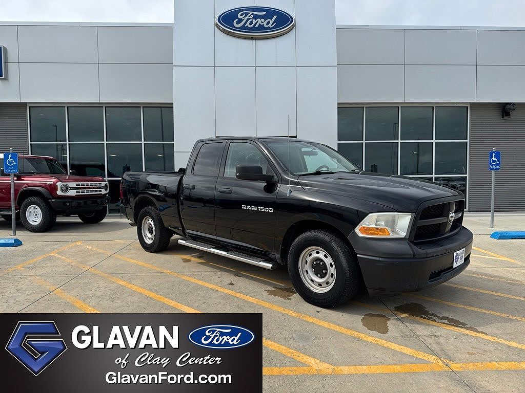 2012 DODGE Ram