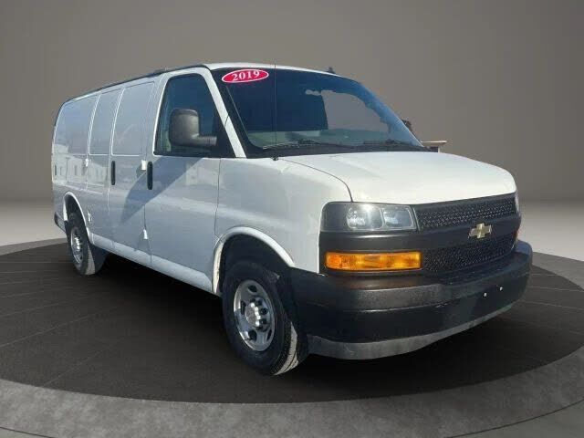 2019 CHEVROLET Express