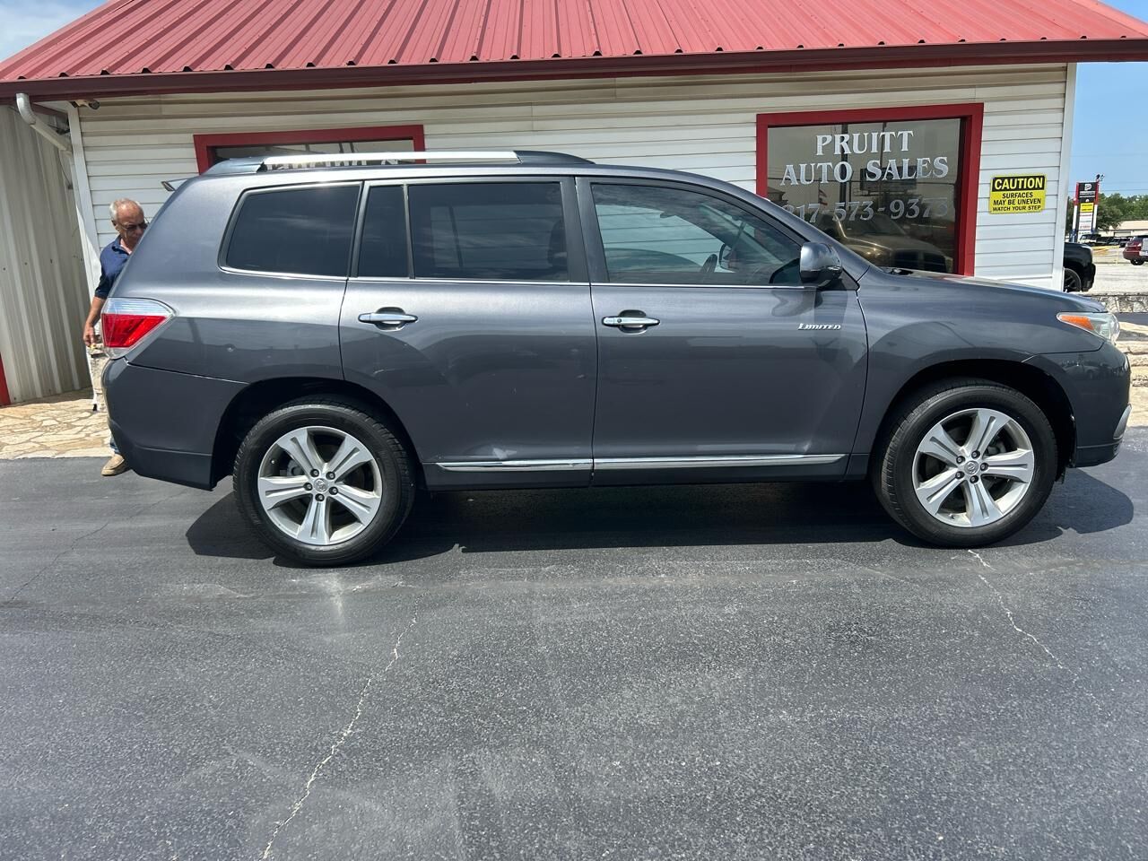 2011 TOYOTA Highlander