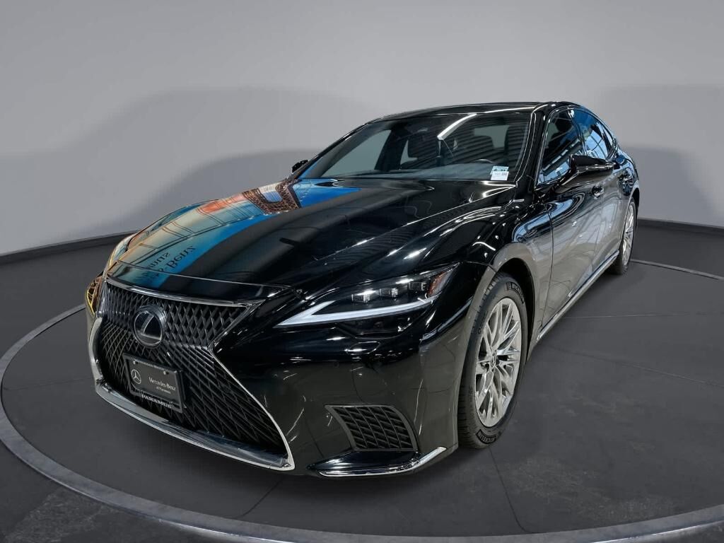 2022 LEXUS LS