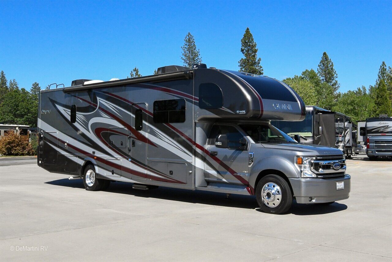 2021 FORD F-600
