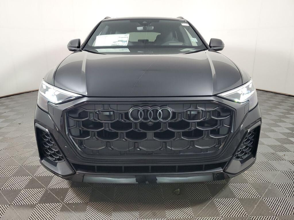 2026 Audi Q8