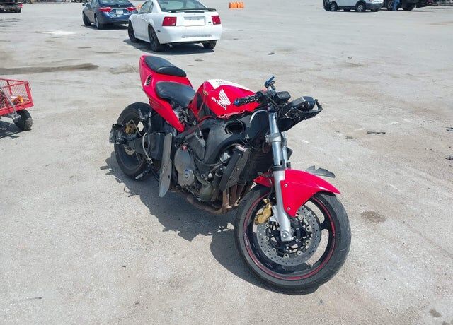 2003 HONDA CB