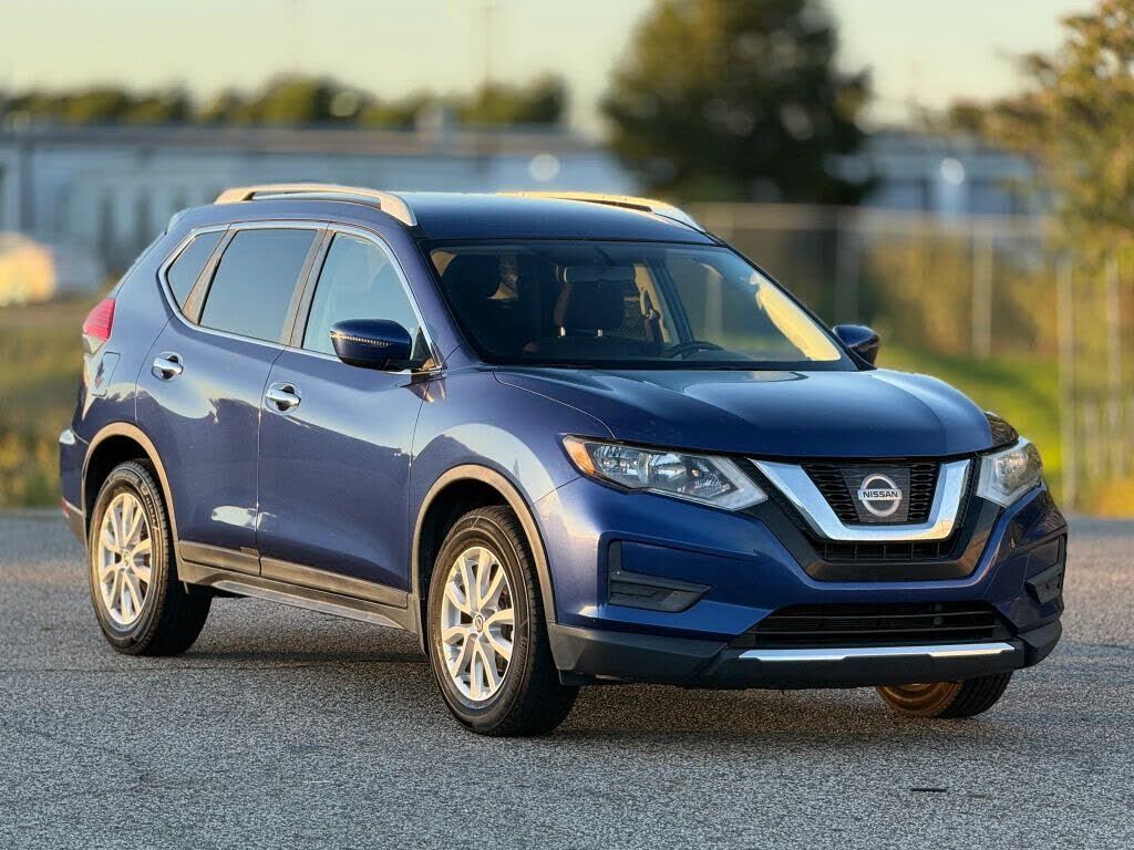 2017 NISSAN Rogue