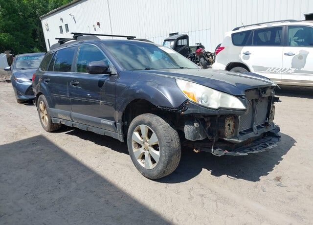 2011 SUBARU Outback