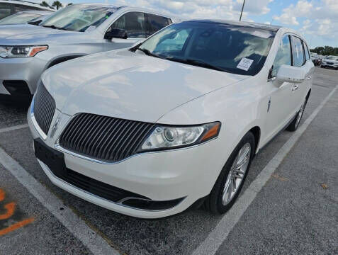 2016 LINCOLN MKT