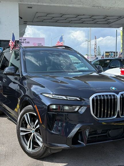 2025 BMW X7