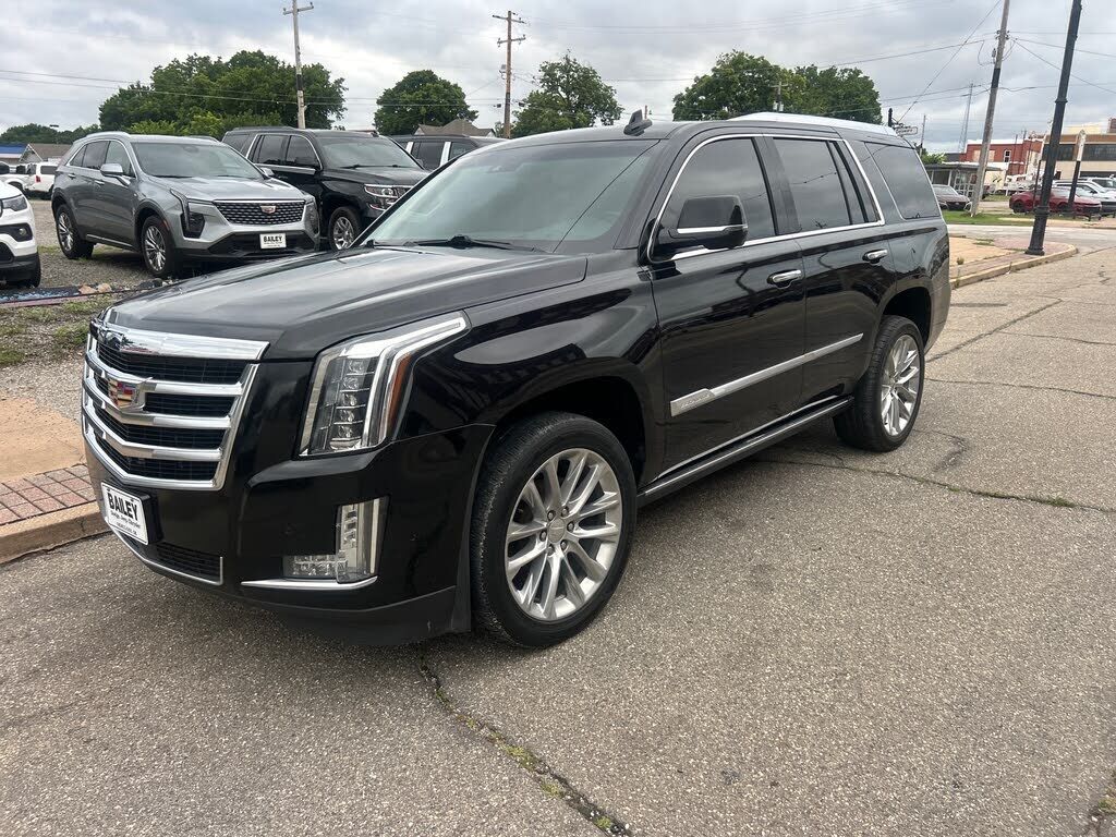 2019 CADILLAC Escalade