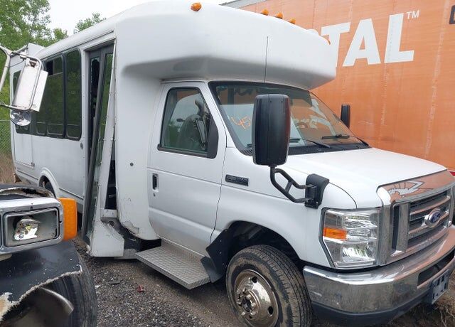 2019 FORD E-350