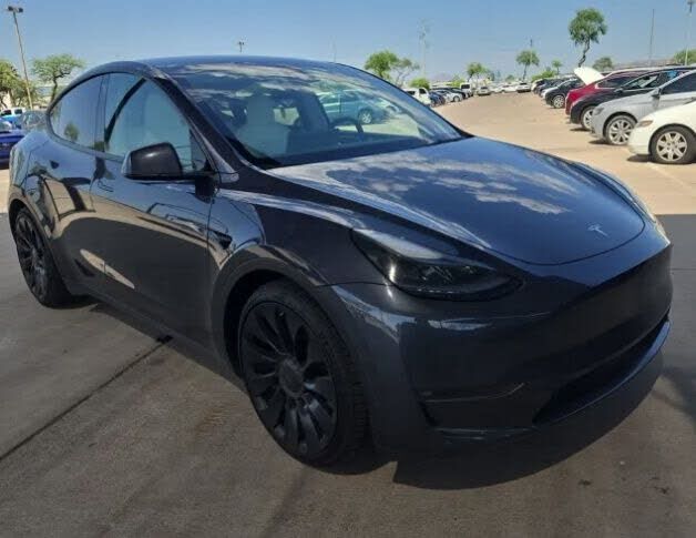 2022 TESLA Model Y