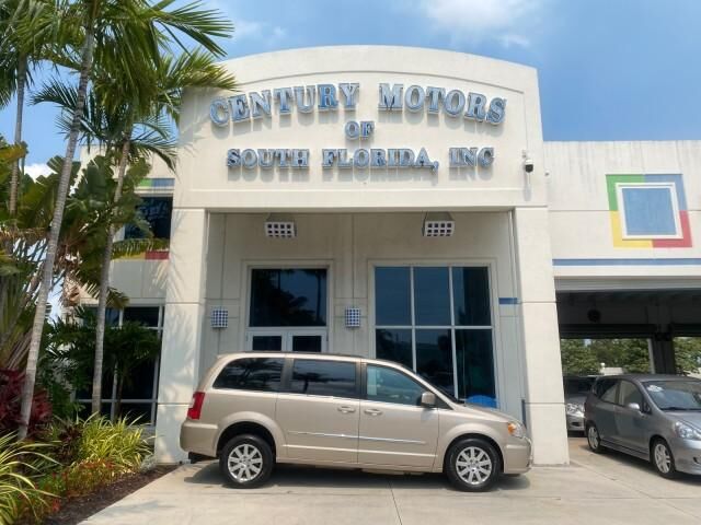 2016 CHRYSLER Town and Country