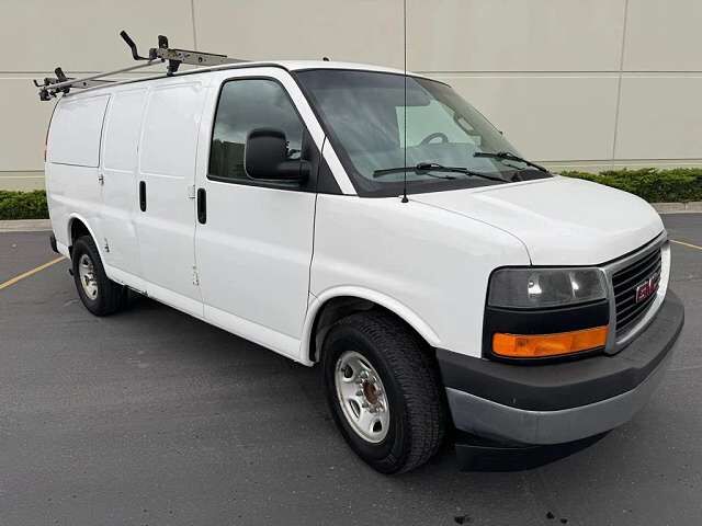 2017 GMC Savana