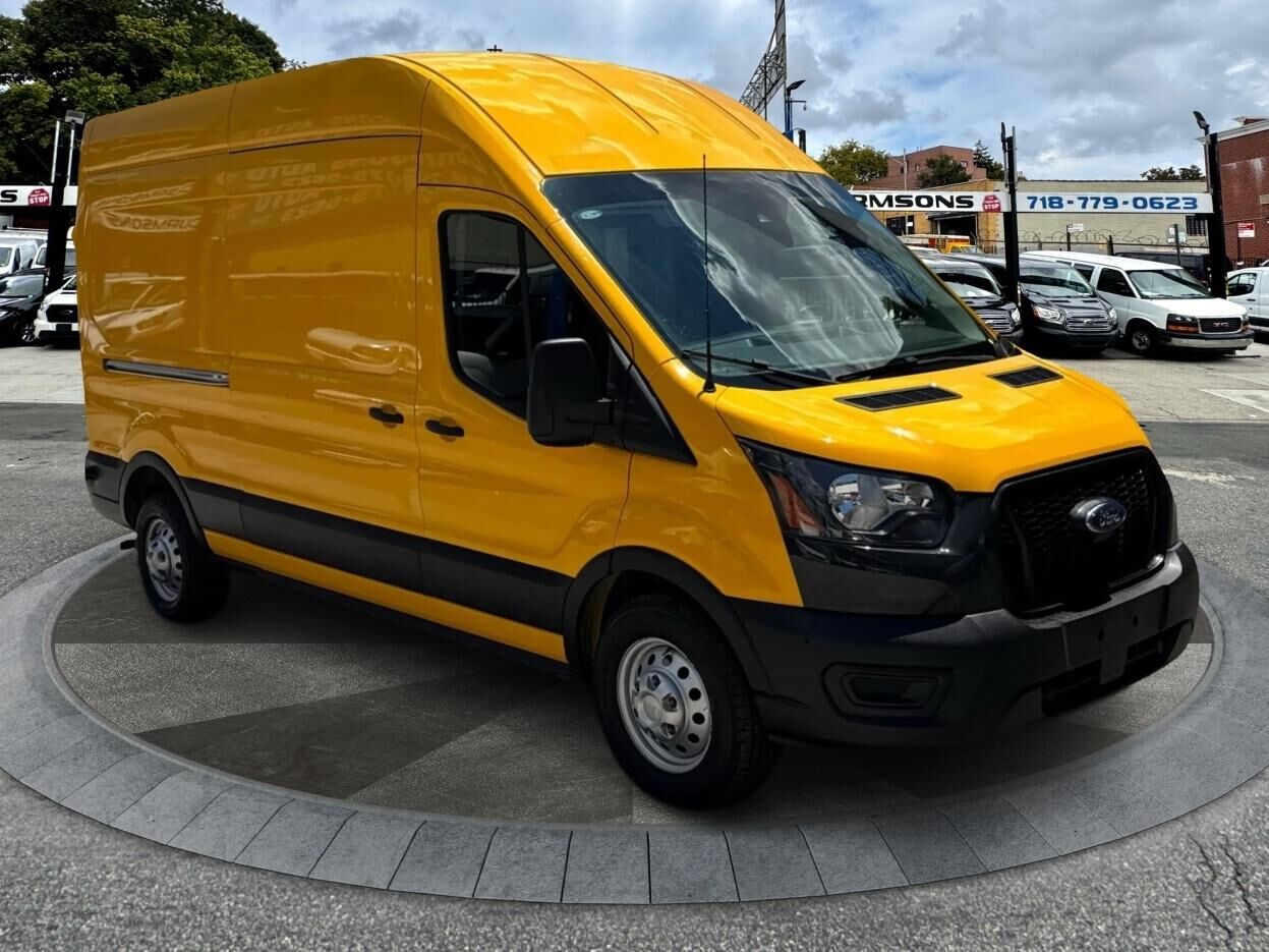 2023 FORD Transit