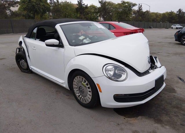 2014 VOLKSWAGEN Beetle
