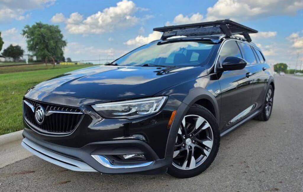 2018 BUICK Regal TourX
