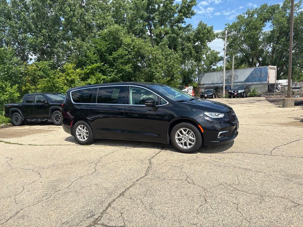 2024 CHRYSLER Pacifica