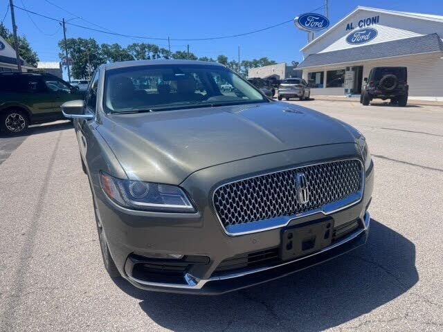 2017 LINCOLN Continental