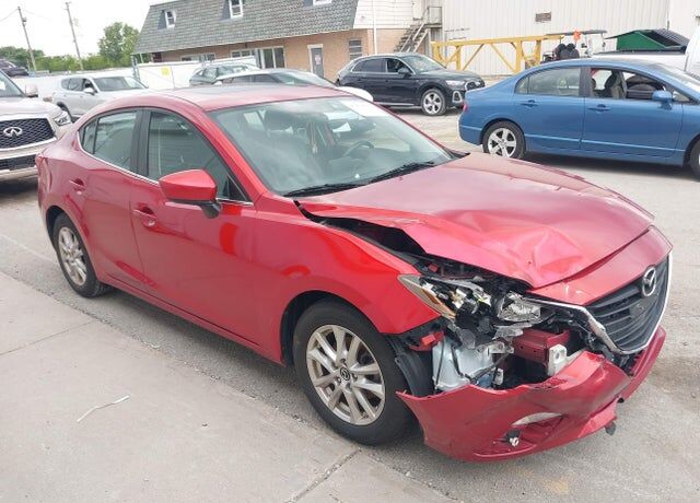 2014 MAZDA Mazda3