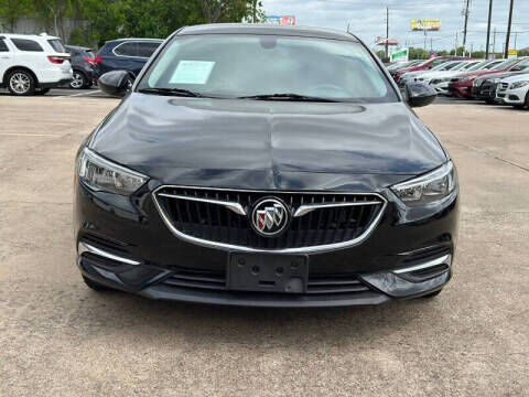 2017 BUICK Regal