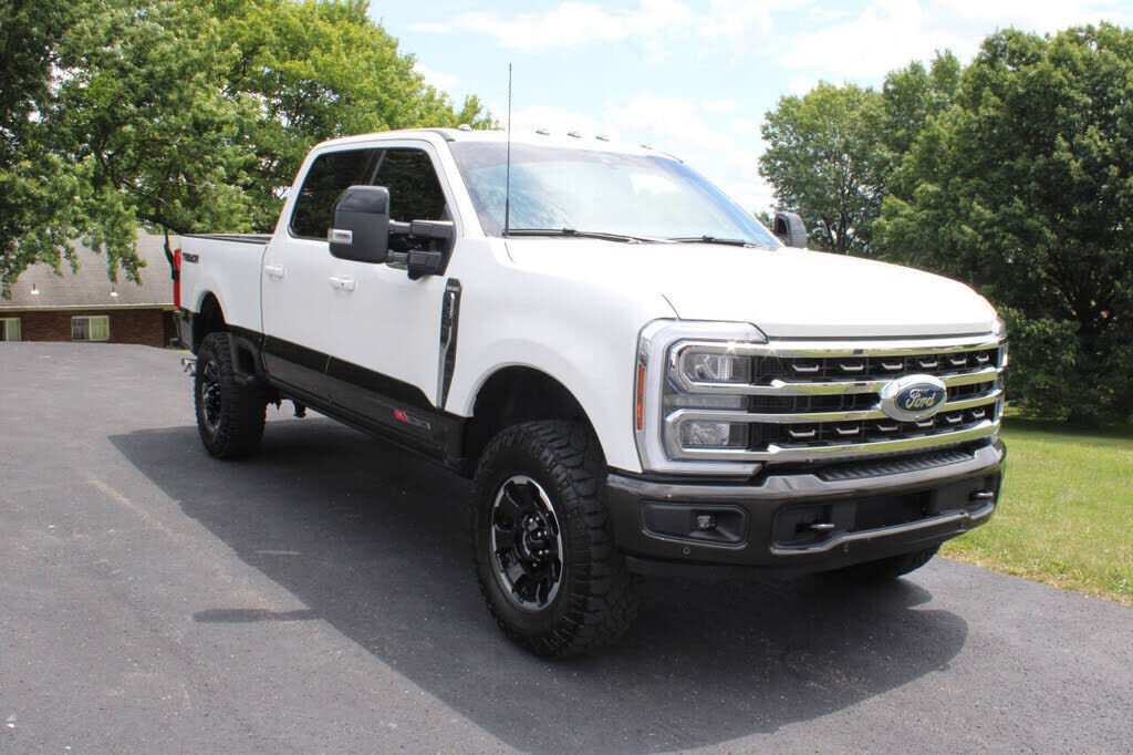2025 FORD F-350