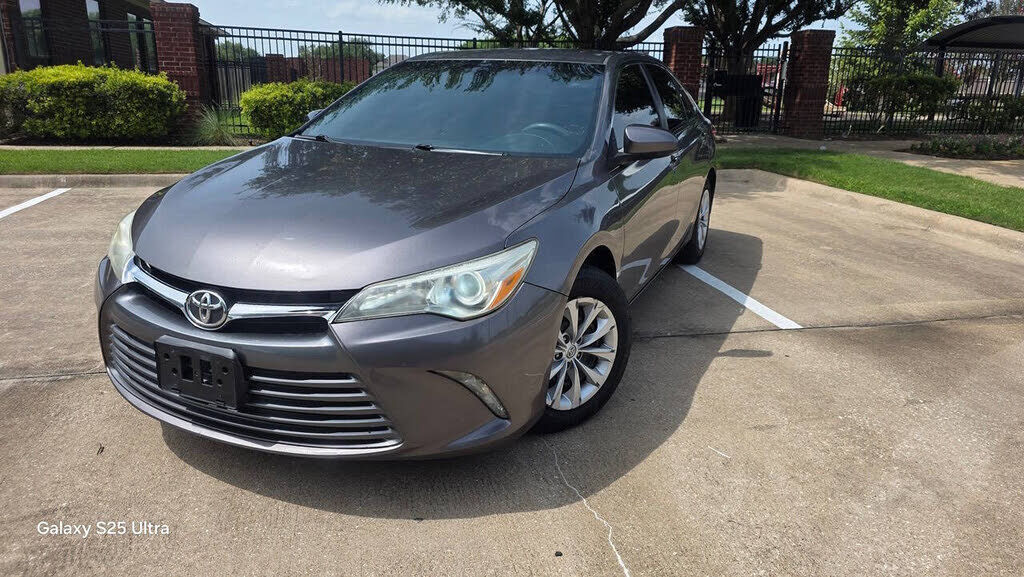 2015 TOYOTA Camry