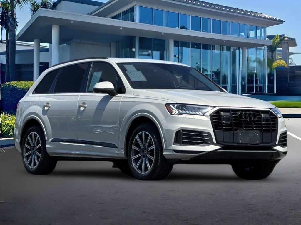 2023 AUDI Q7
