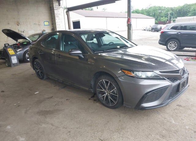 2021 TOYOTA Camry